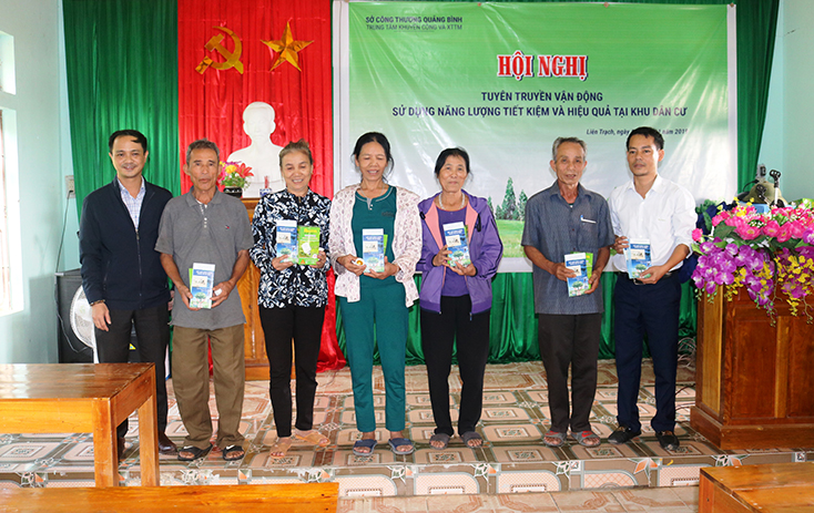 Hội nghị tuyên truyền vận động sử dụng năng lượng tiết kiệm và hiệu quả