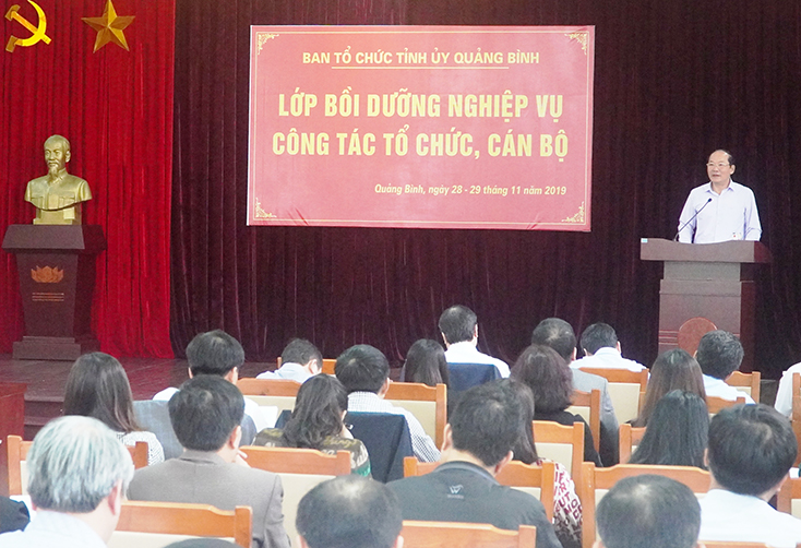 Bồi dưỡng nghiệp vụ công tác tổ chức, cán bộ năm 2019