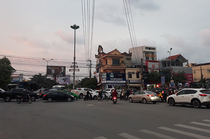 Vì sao tắc đường ở TP. Đồng Hới?