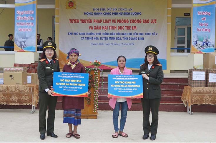 Phụ nữ Bộ Công an đồng hành cùng phụ nữ biên cương