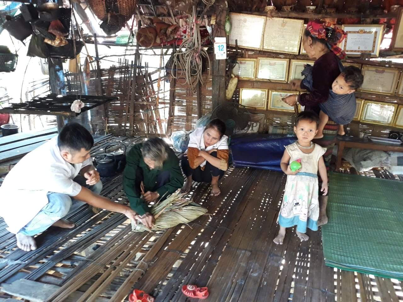 Thực hiện Luật Phòng chống tác hại thuốc lá: Nhiều vấn đề còn bỏ ngỏ