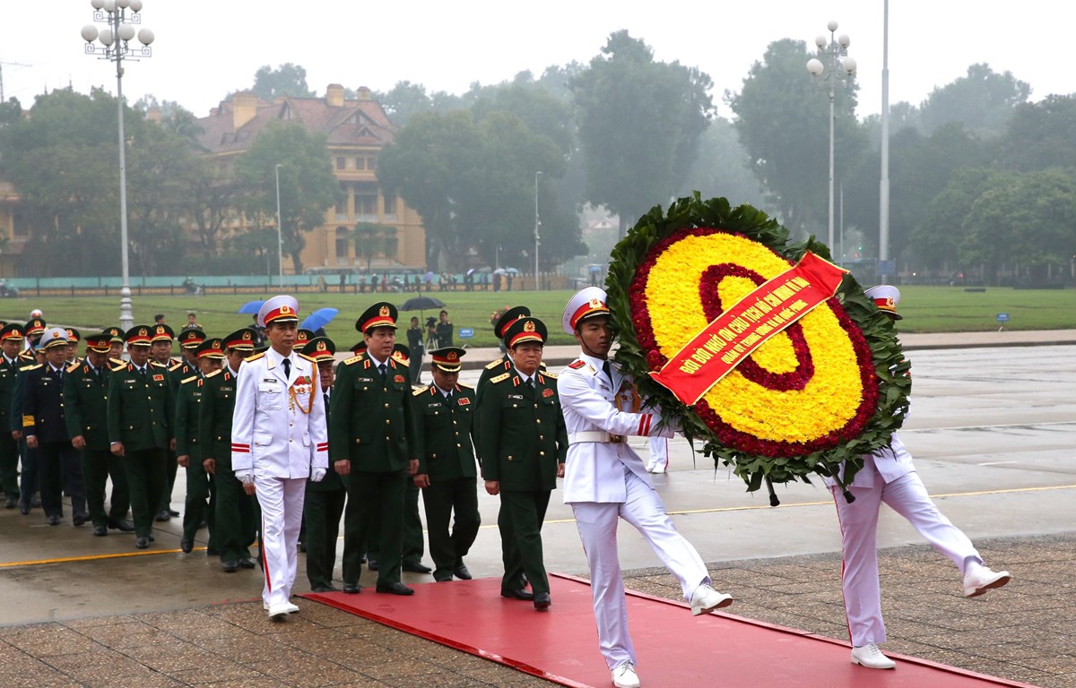 Quân ủy Trung ương, Bộ Quốc phòng vào Lăng viếng Chủ tịch Hồ Chí Minh