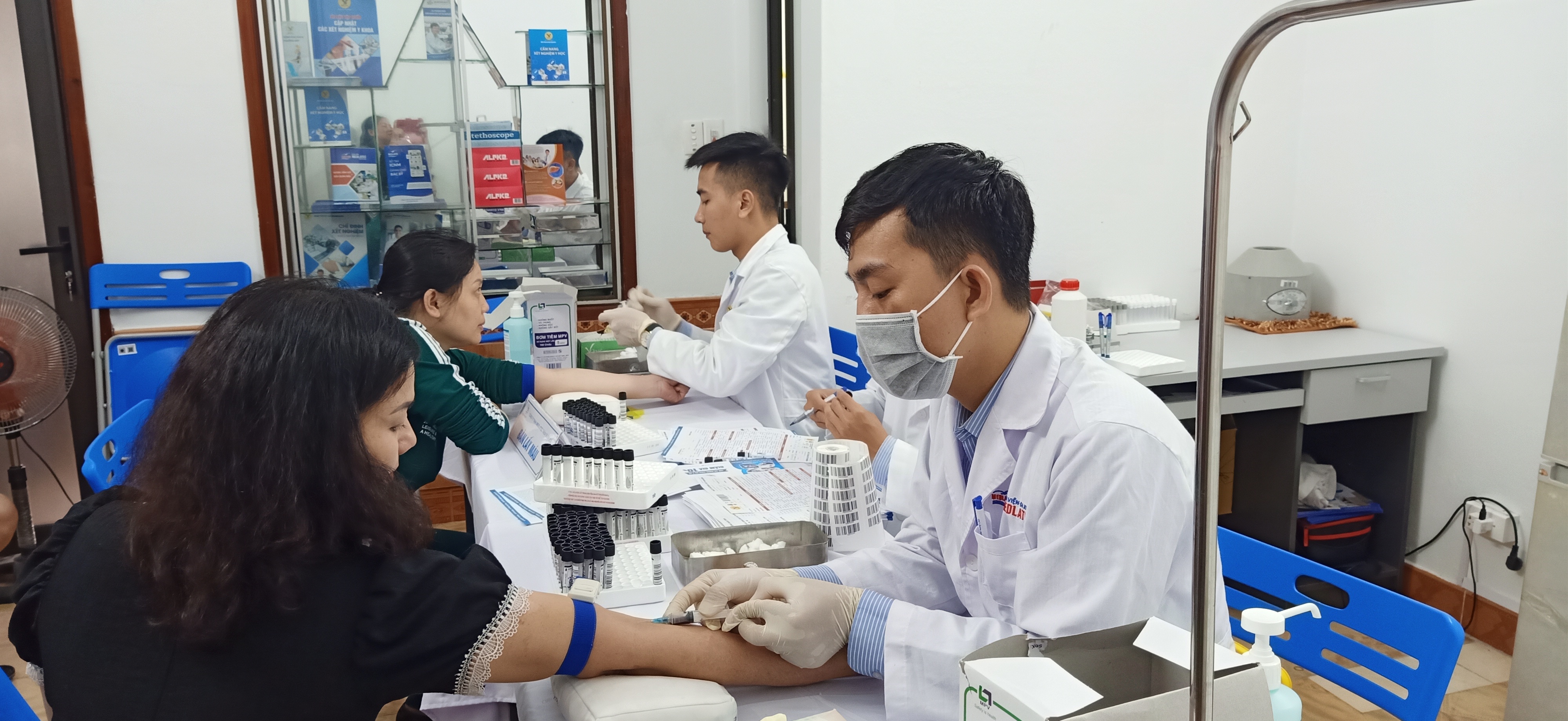 Chung tay vì sức khỏe cộng đồng - cơ hội tầm soát ung thư gan sớm cho người dân Quảng Bình