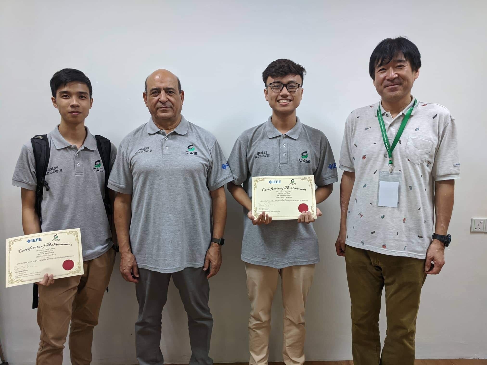 "Chiếc thìa ma thuật" của sinh viên Việt Nam đoạt giải nhất Hackathon 2019