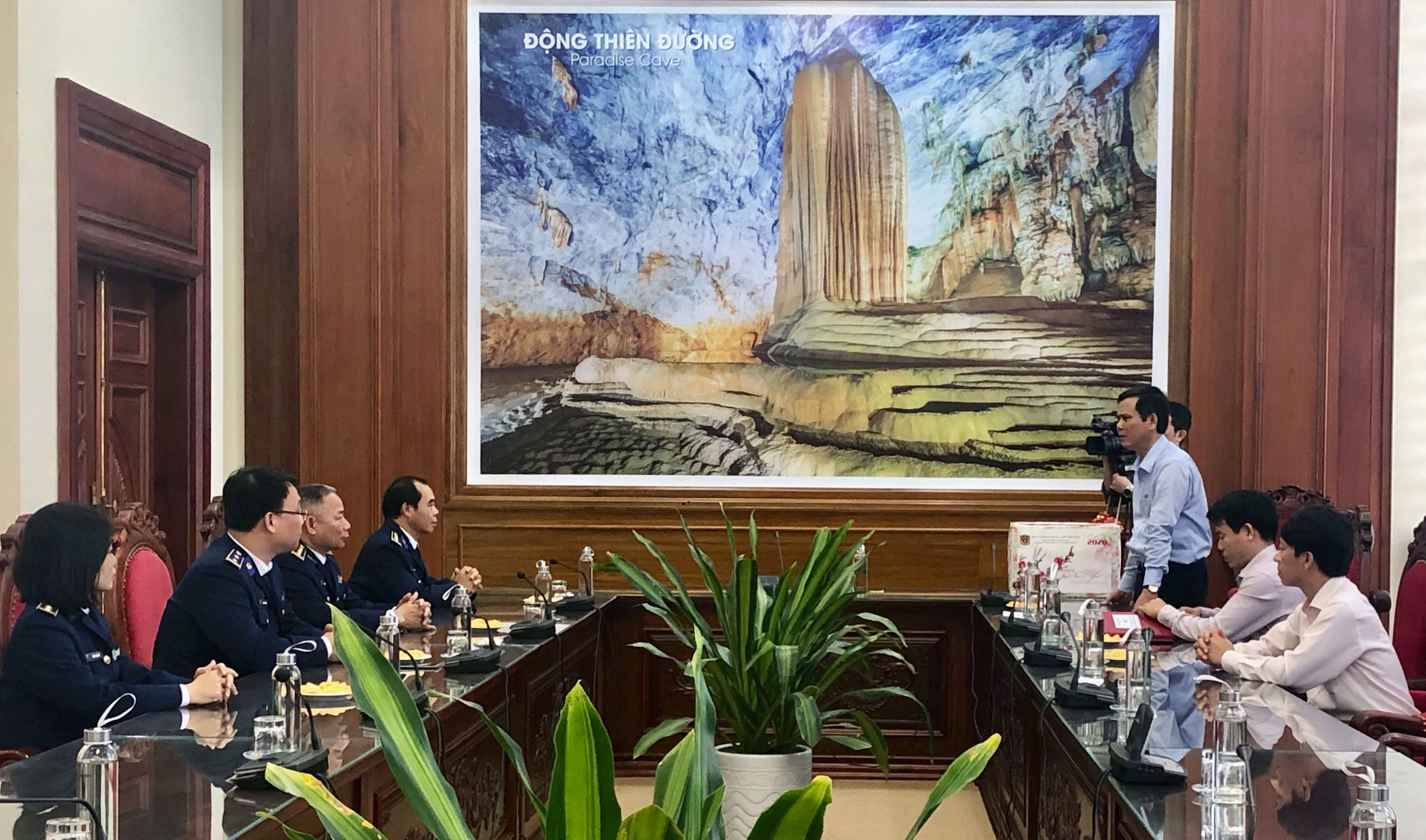 Bộ Tư lệnh Cảnh sát biển Việt Nam chào xã giao Thường trực Tỉnh ủy