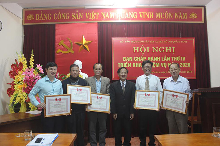 Trên 3,6 tỷ hỗ trợ trực tiếp cho người khuyết tật, trẻ mồ côi