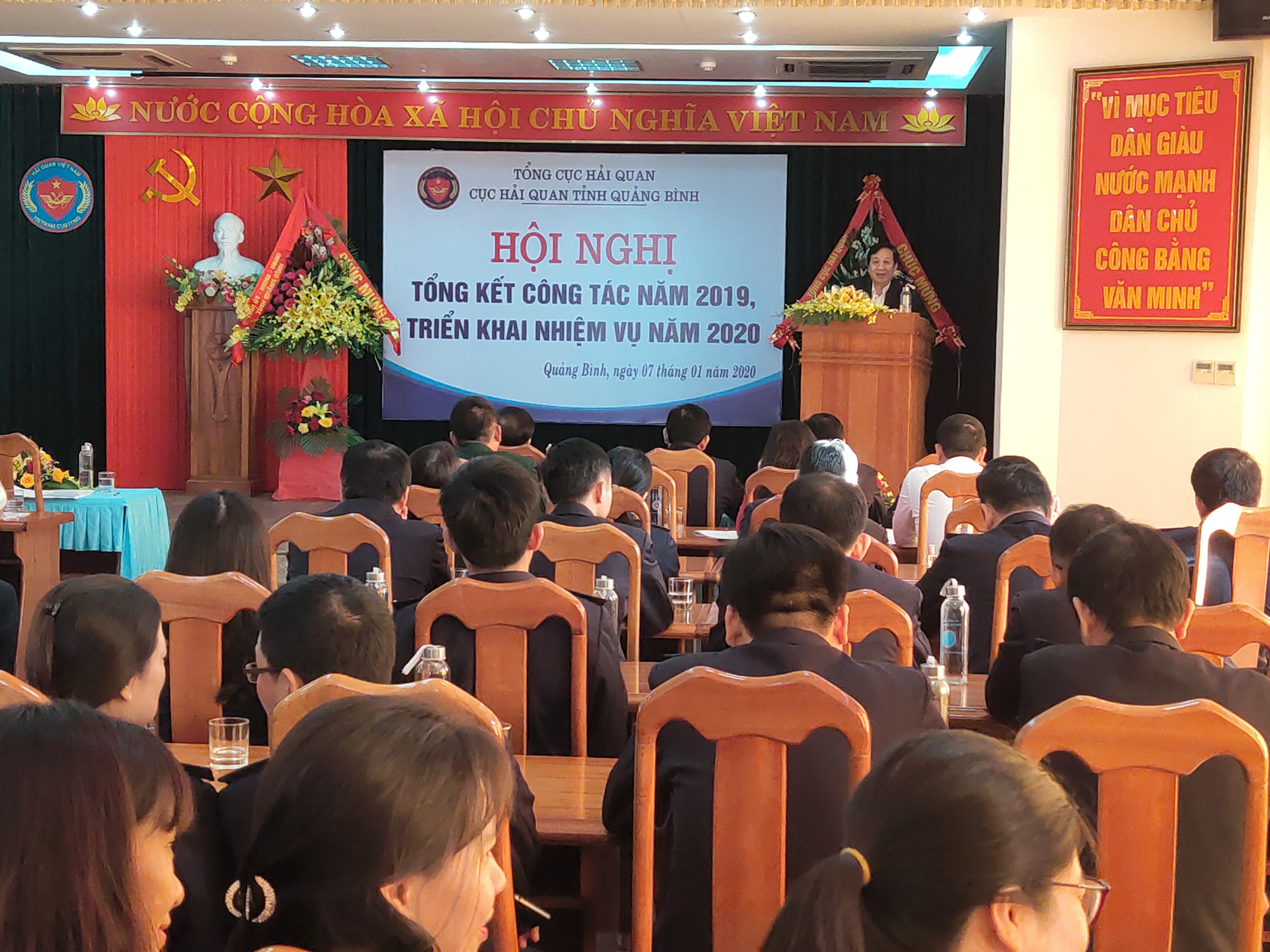 Rút ngắn thời gian thông quan, tạo thuận lợi cho doanh nghiệp