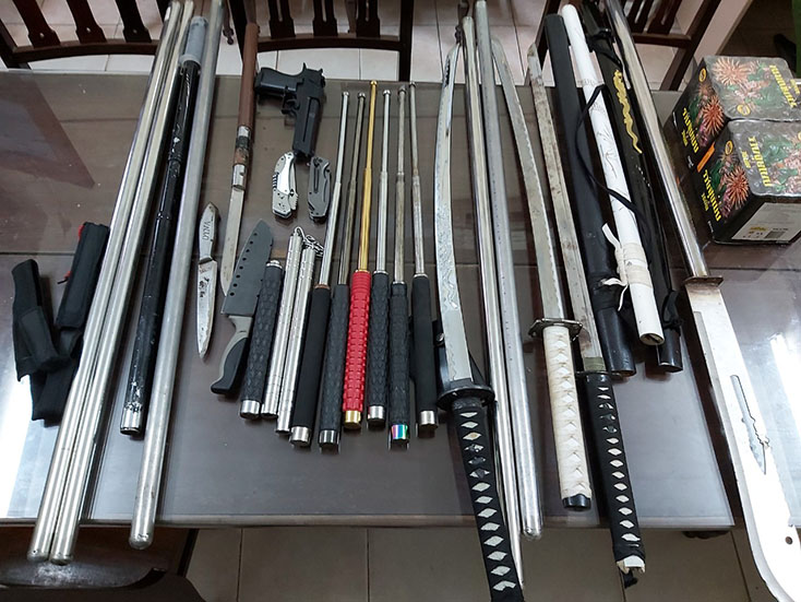 Lực lượng 113 vận động thu hồi nhiều công cụ hỗ trợ và pháo