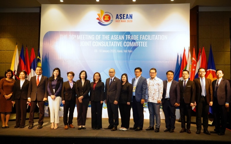 ASEAN muốn cắt giảm 10% chi phí giao dịch thương mại nội khối