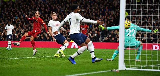 Tottenham 0 - 1 Liverpool: 'Bất khả chiến bại', Liverpool vững vàng ngôi đầu