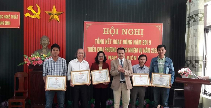 Phát huy sức mạnh của văn học-nghệ thuật