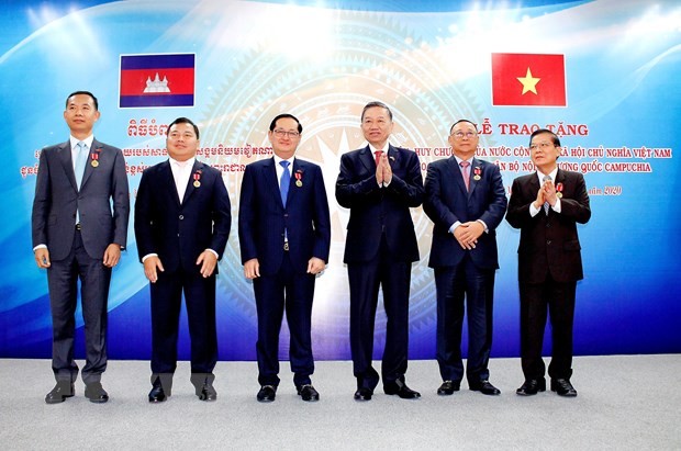 Đoàn đại biểu cấp cao Bộ Công an hội đàm với Bộ Nội vụ Campuchia
