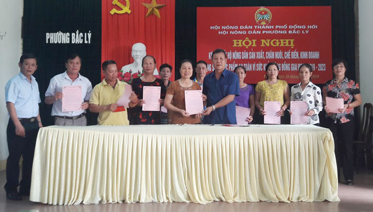 Nông dân Đồng Hới thi đua sản xuất, kinh doanh giỏi