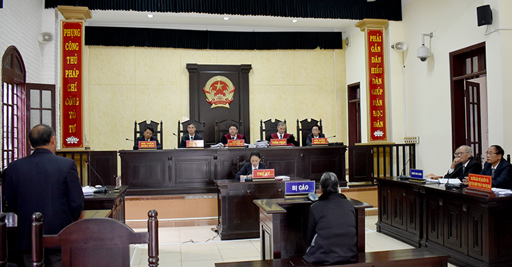 "Siêu lừa" Mai Thùy Linh nhận án 15 năm tù