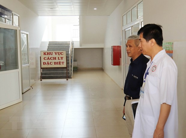 Thủ tướng: Chống dịch viêm phổi lạ do virus corona như chống giặc