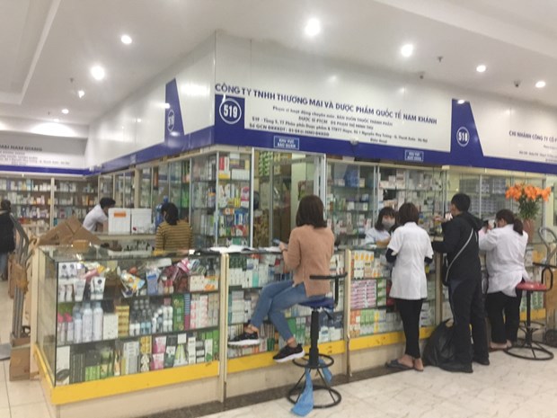 Kiểm tra thông tin kêu gọi không bán khẩu trang ở chợ thuốc Hapulico