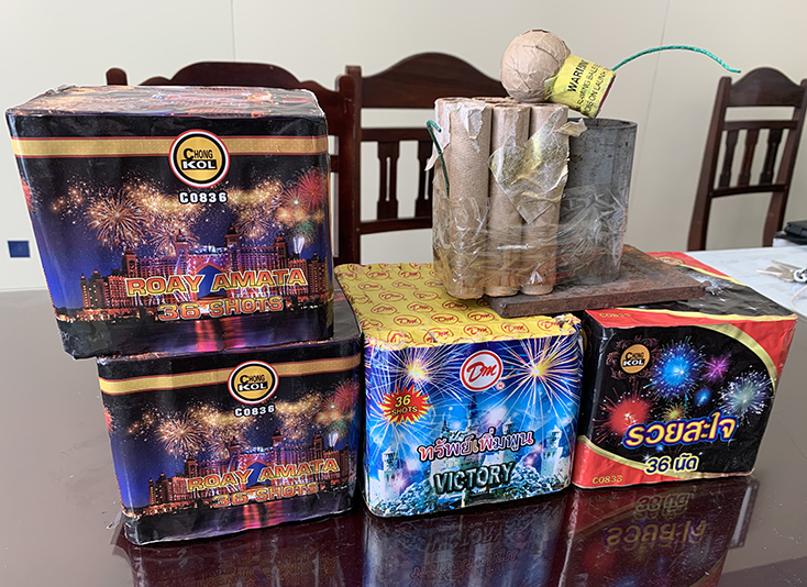 Trong 3 ngày, vận động người dân giao nộp gần 25 kg pháo và 4 quả mìn tự chế