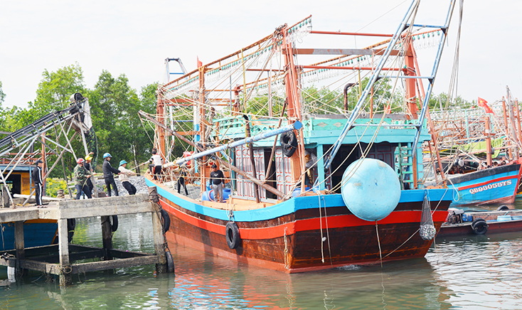 Cho những chuyến tàu thuận buồm ra khơi