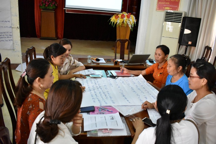 Cầu nối trong công tác dân số