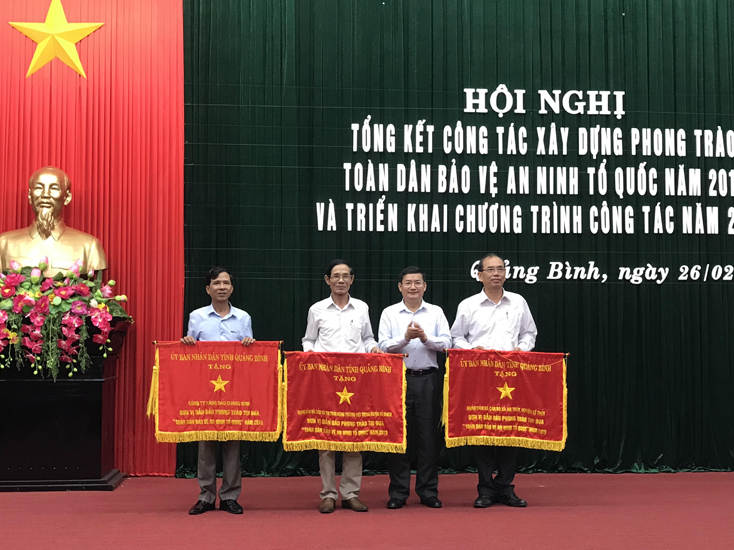 Củng cố và xây dựng các lực lượng nòng cốt làm công tác giữ gìn ANTT  ở cơ sở
