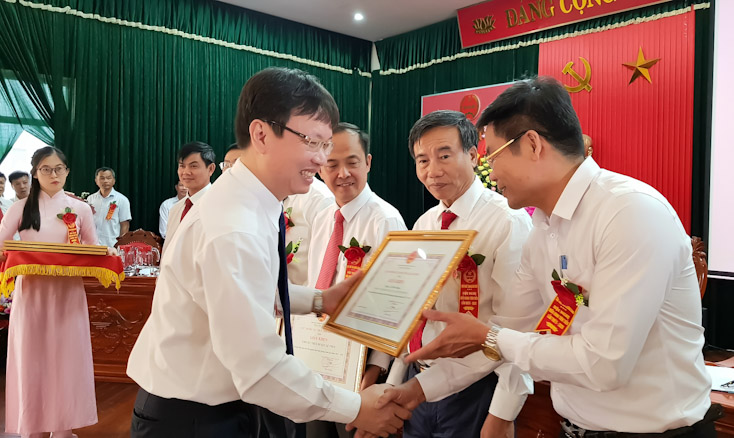 Cục Thuế tỉnh: Biểu dương các điển hình tiên tiến lần thứ V, năm 2020