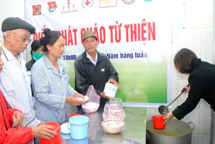 Công ty cổ phần giáo dục Trí Nhân Tâm: Ủng hộ 30 triệu đồng cho "Nồi cháo từ thiện"