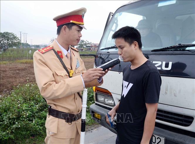 Từ 16-3, ra quân xử lý vi phạm nồng độ cồn, ma túy và xe mô tô