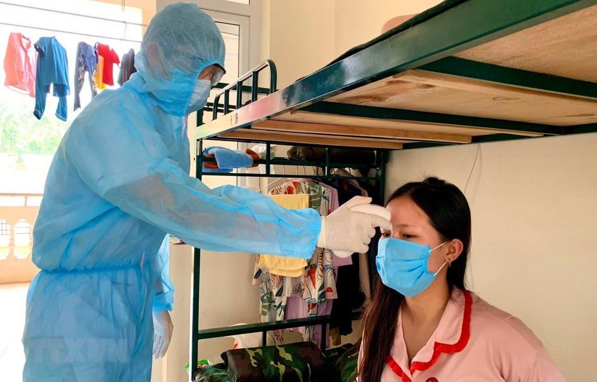 Bộ Y tế khuyến cáo việc cần làm khi có biểu hiện nghi nhiễm COVID-19