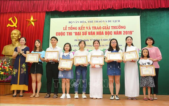 Lan tỏa tình yêu đọc sách qua cuộc thi Đại sứ Văn hóa đọc