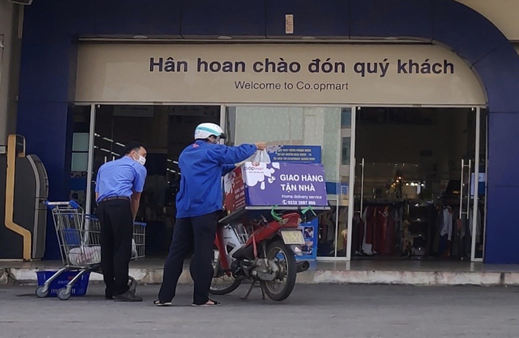 "Đi chợ online" mùa dịch Covid-19