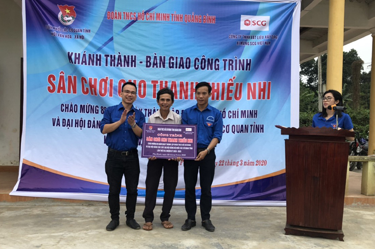 Khánh thành và bàn giao công trình thanh niên tại huyện Bố Trạch