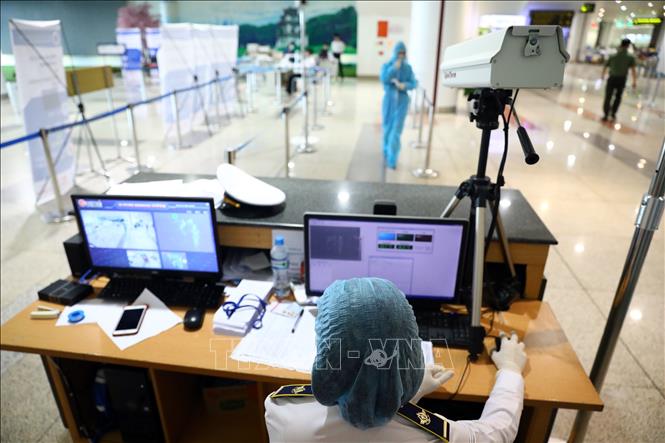 Công văn hoả tốc yêu cầu giảm dần các chuyến bay đến mức tối đa từ 29-3 đến 15-4