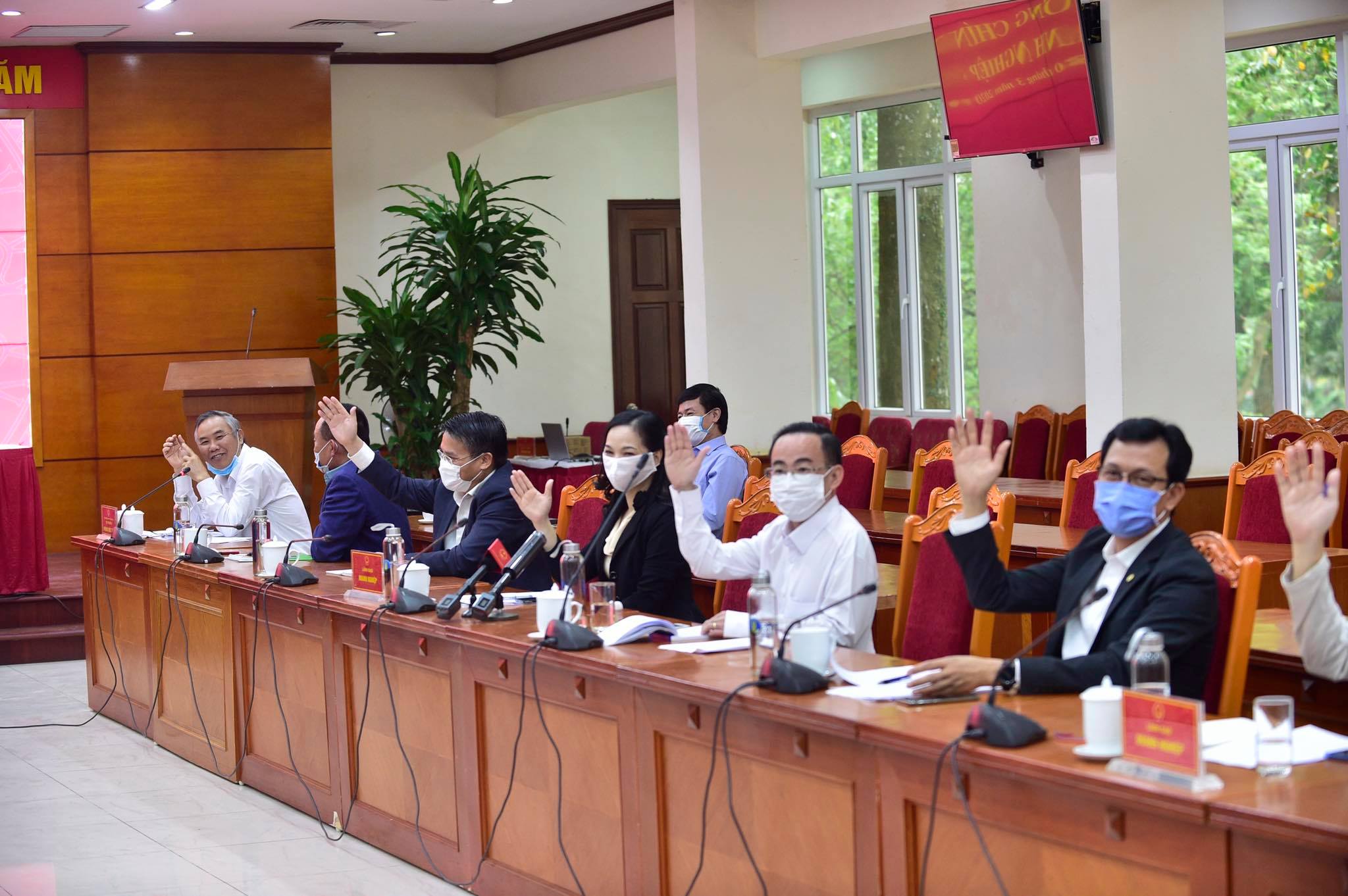 Nhiều doanh nghiệp cam kết giảm giá thịt lợn từ 1-4