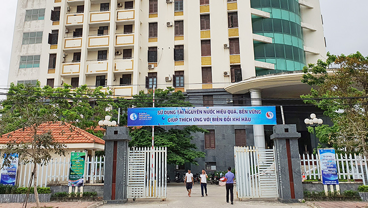Phát động đợt thi đua đặc biệt lập thành tích chào mừng đại hội Đảng các cấp