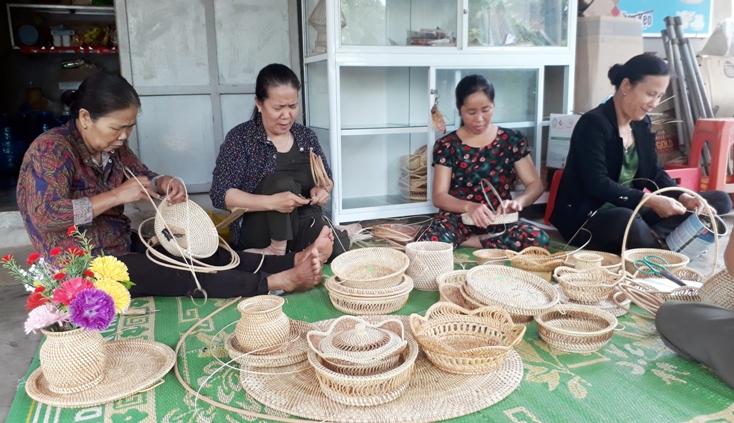 Vượt lên số phận