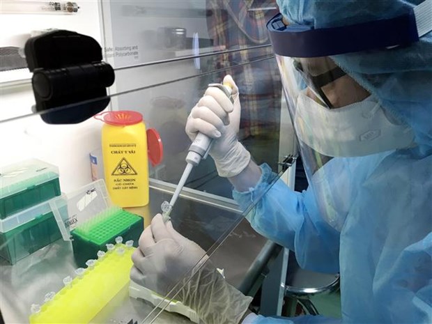 Không ghi nhận ca mắc mới COVID-19, nữ bệnh nhân nặng có tiến triển