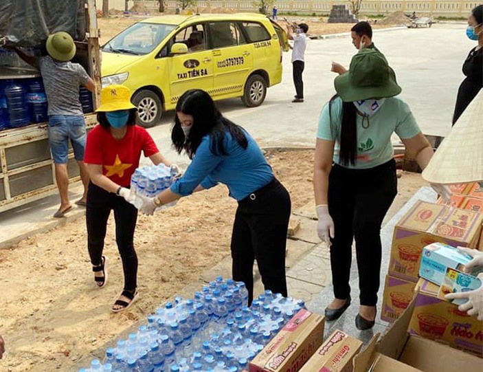 Quyên góp, ủng hộ phòng, chống dịch Covid-19