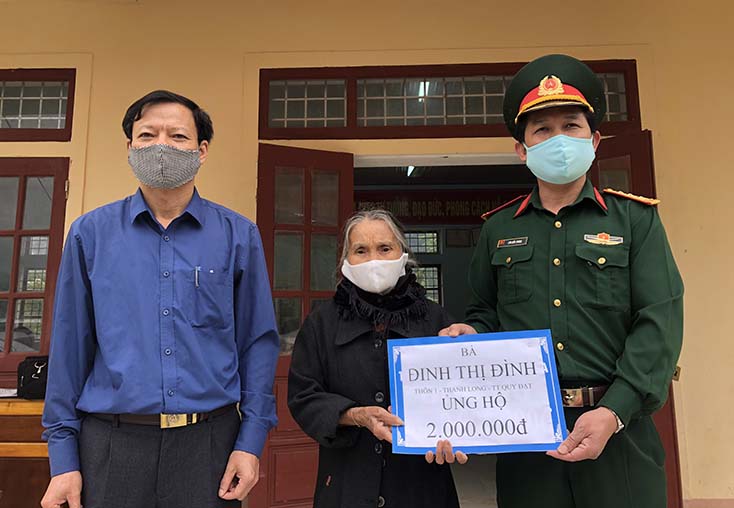 Nghĩa tình mùa dịch