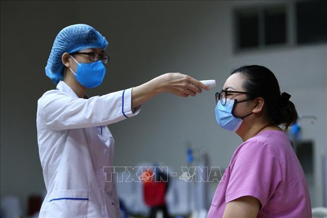 Mô hình chống dịch 'để không ai bị bỏ lại phía sau' của Việt Nam