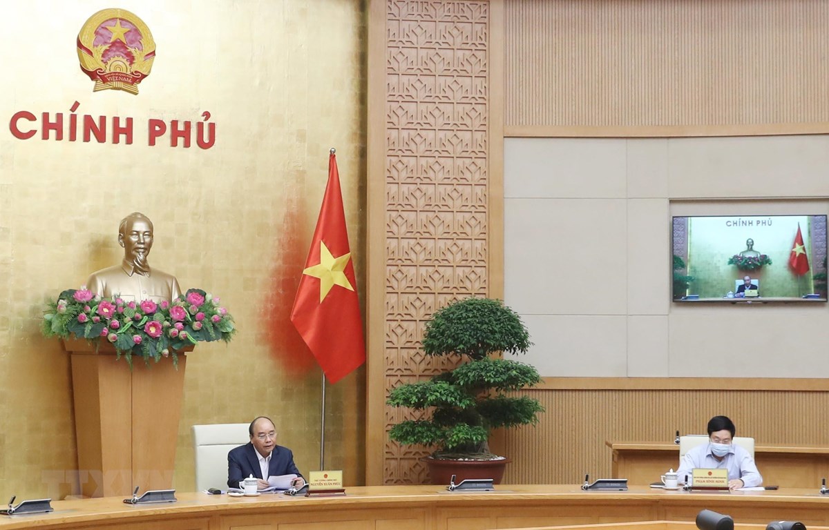 Thủ tướng: Nới lỏng một bước hoạt động xã hội nhưng phải kiểm soát