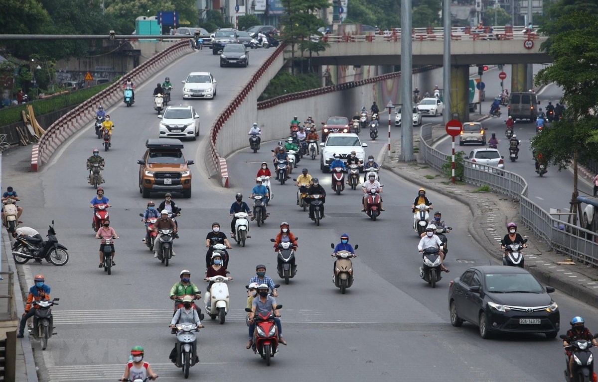 Dịch COVID-19: Chung sống an toàn nhưng không được chủ quan