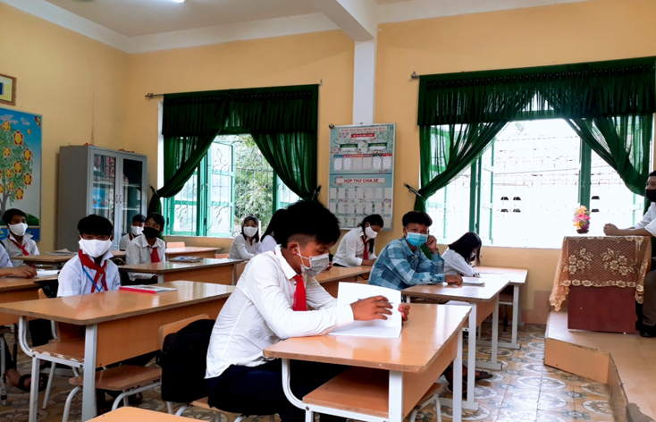 Gần 23 vạn học sinh Quảng Bình đi học trở lại