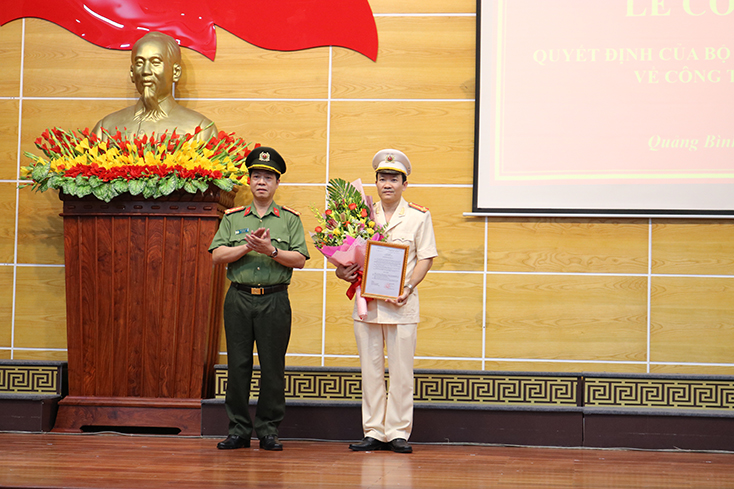 Bổ nhiệm tân Phó giám đốc Công an tỉnh