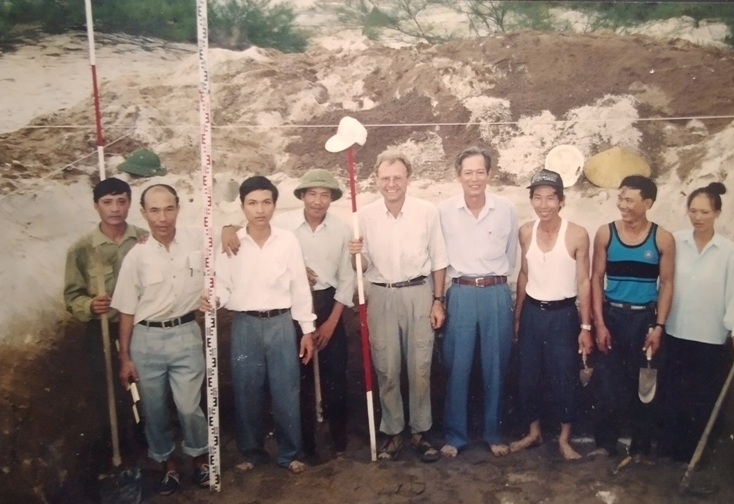 Người lắng nghe "tiếng vọng" từ thiên thu…