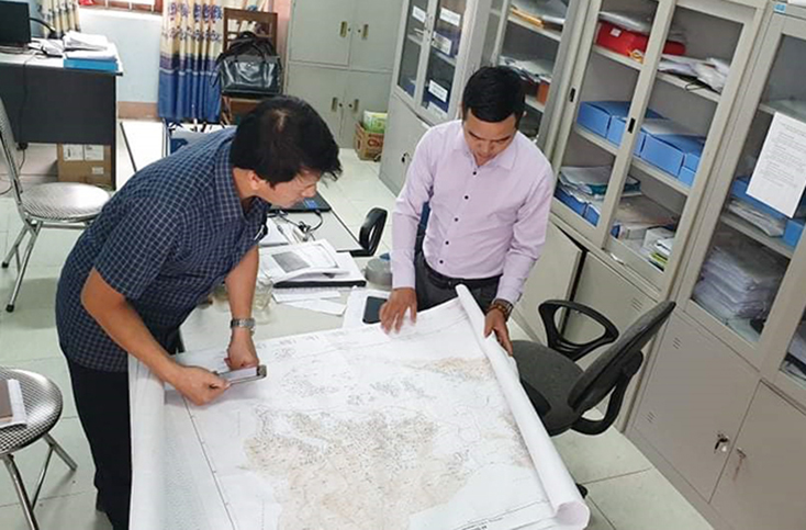 Tập trung giải quyết đất trồng rừng "2 chủ" ở xã Quảng Hợp