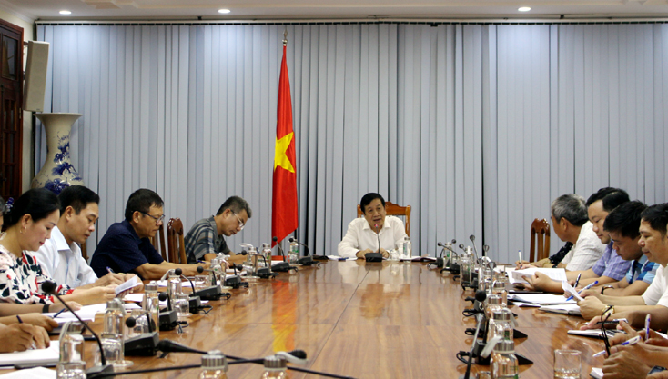 Yêu cầu nhà thầu trở lại thi công, giải quyết các vướng mắc của dự án Thoát nước và Vệ sinh môi trường TX. Ba Đồn