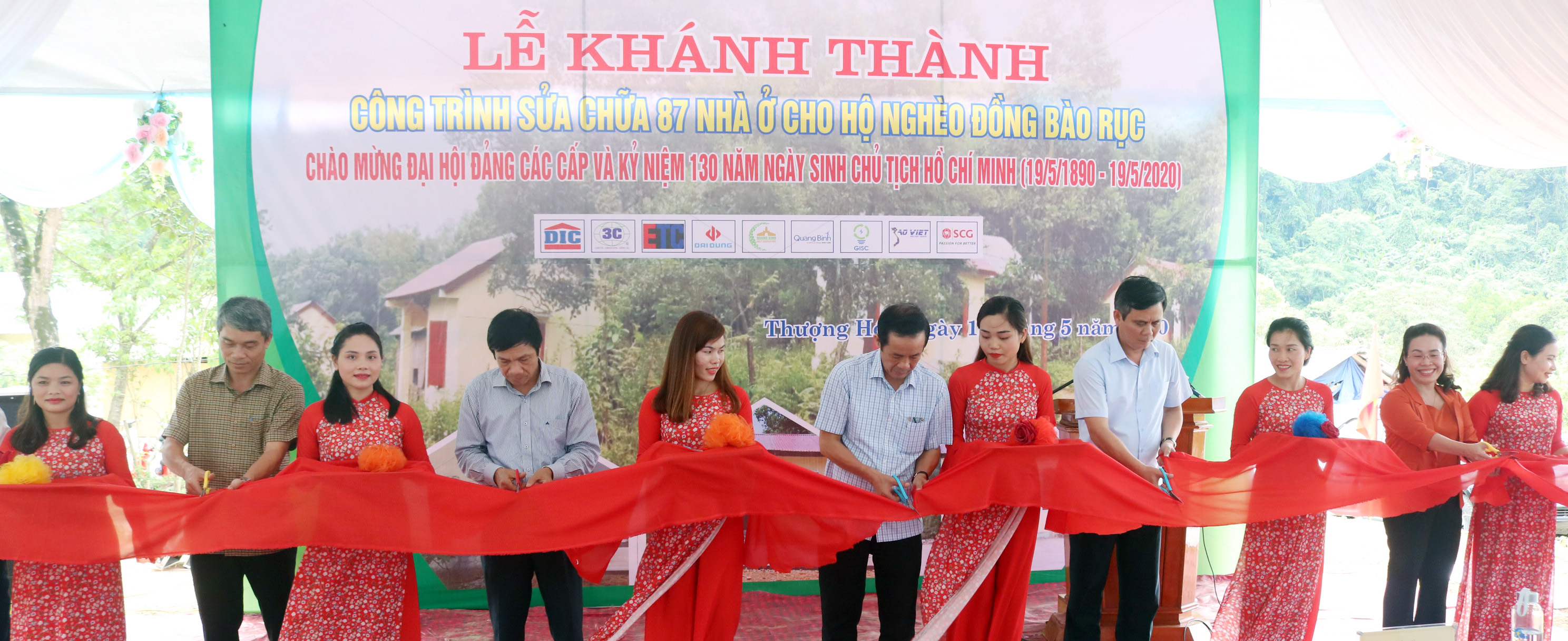 Khánh thành công trình sửa chữa 87 nhà ở cho đồng bào Rục