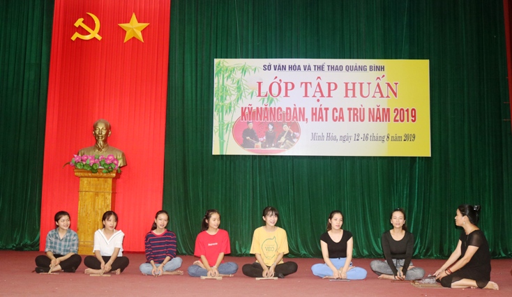 Những "nghệ sỹ chân đất" miền sơn cước