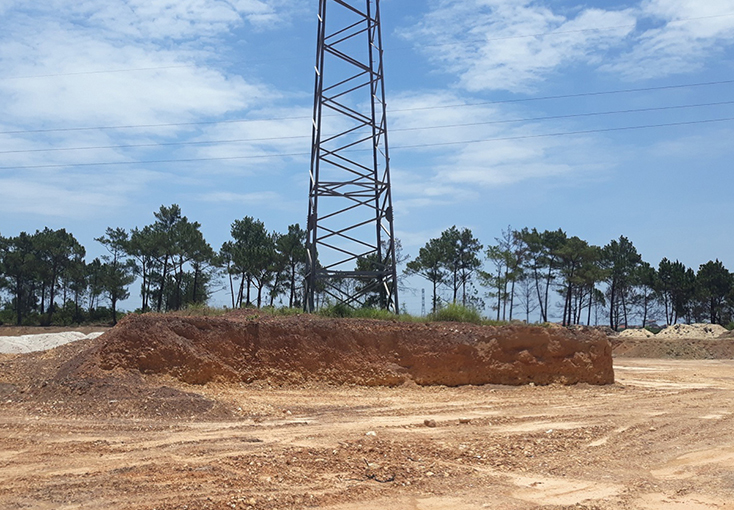 Tận thu đất san lấp làm ảnh hưởng hệ thống lưới điện 110kV