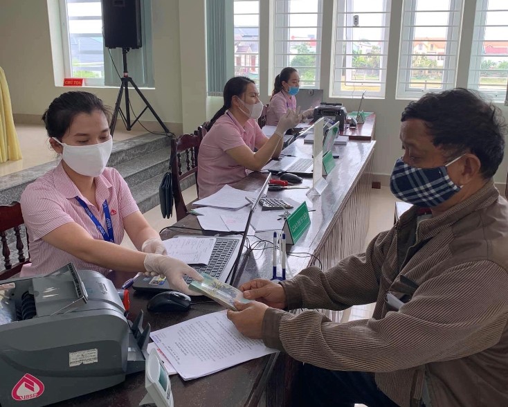 Hỗ trợ hộ vay vốn thiệt hại do dịch bệnh Covid-19